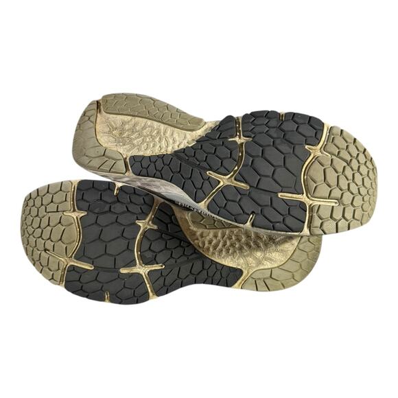 New Balance Fresh Foam Running Shoes Gray Black Men’s Size 12 Comfort - Picture 8 of 8